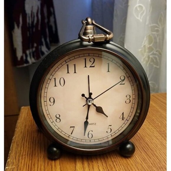 New Vintage Retro Analog Alarm Clock, 4 inch Super Silent Non Ticking Small Cloc - Picture 1 of 2